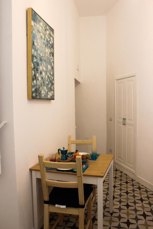 Le Chiavi Di Casa Bed & Breakfast Napoli Dış mekan fotoğraf